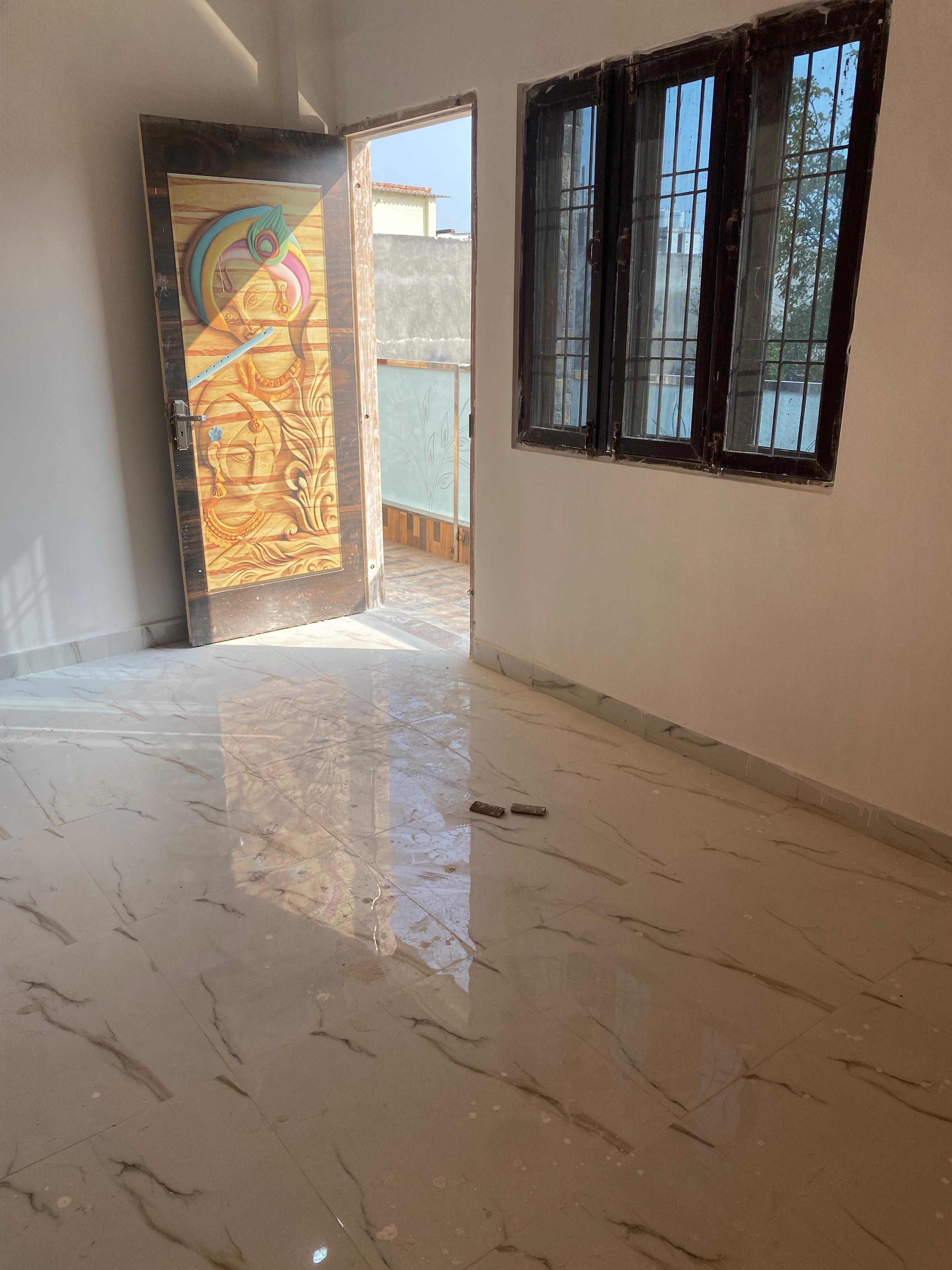 Fully Furnished 2 BHK Flat for Sale in Vaidic Enclave, Lucknow, New Amity University Vigyan Khand, Lucknow - Photo 2