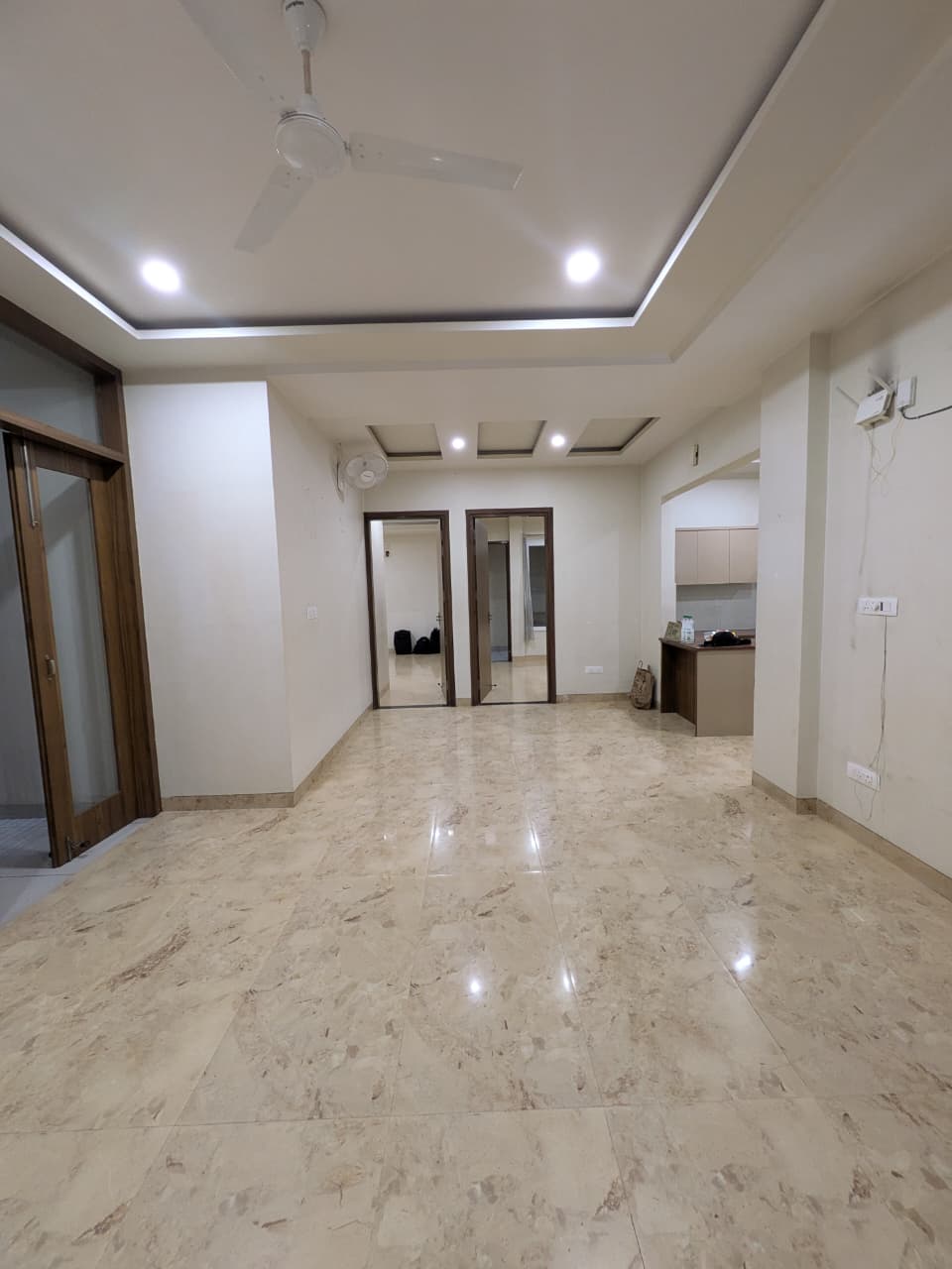 Male Flatmate Required – Semi-Furnished 2BHK in Gomti Nagar, GOMTI NAGAR, Lucknow - Photo 2