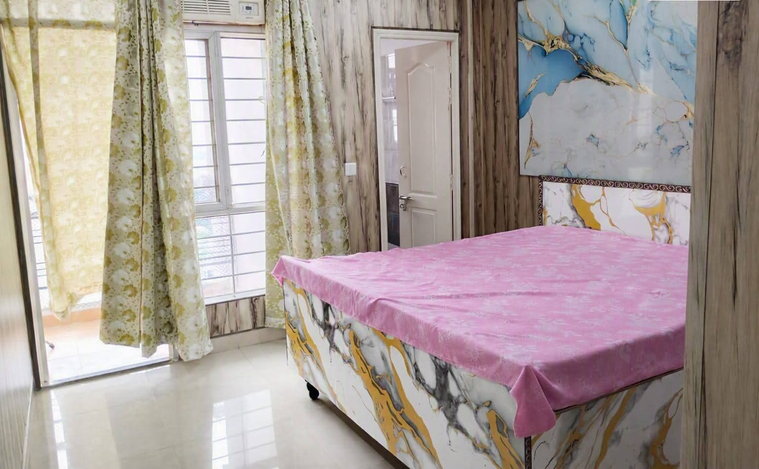 4 BHK Fully Furnished Flat for Rent in Vrindavan Yojana, Vrindavan Yojana, Lucknow - Photo 2