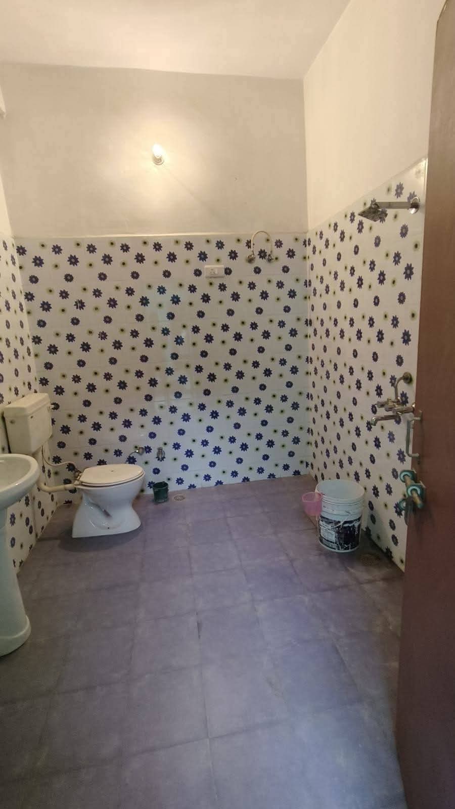 2 Room Set Semi-Furnished for Rent in Vikrant Khand, Gomti Nagar, Lucknow